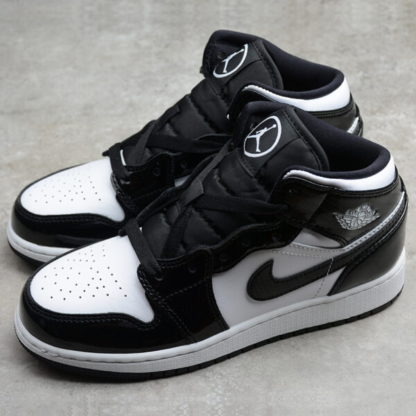 Air Jordan 1 Mid Carbon Fiber - Image 2