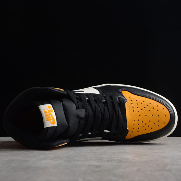 Air Jordan 1 Retro High Taxi - Image 3