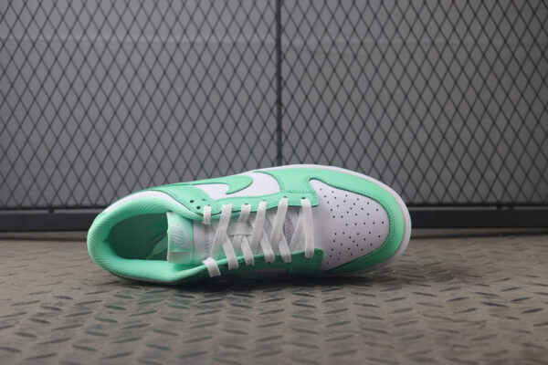 Nike Dunk Low - Verde/Branco - Image 3