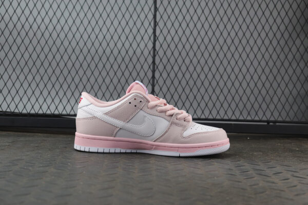 Nike Staple x Nike SB Dunk Low “Pigeon” - Image 2