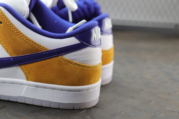 Nike SB Dunk Low Laser Orange - Image 4