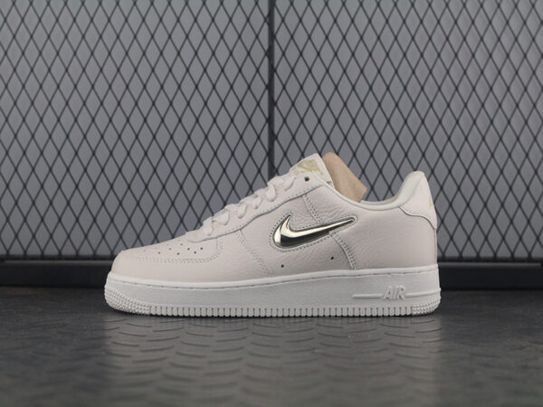 Nike Air Force Gold Hook All White