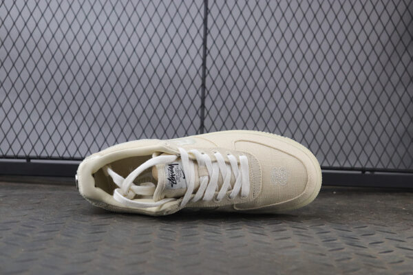 Nike Stussy x Nike Air Force 1 Low - Image 3