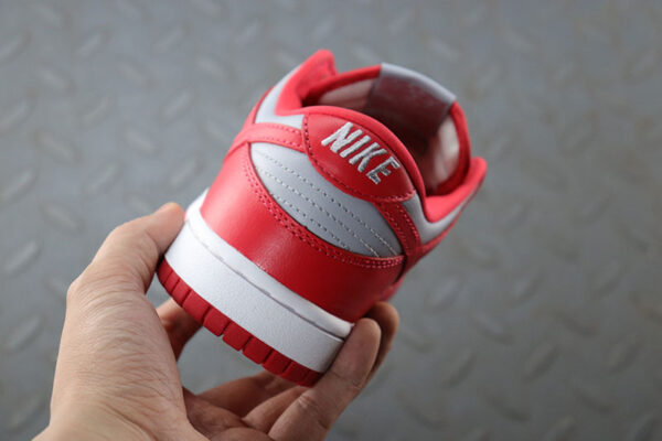 Nike SB Dunk - Vermelho - Image 5