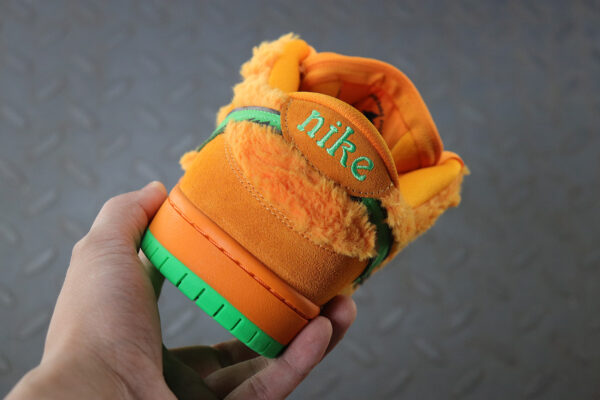 Nike SB Dunk Low - Image 4