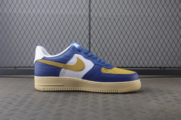 Nike Undefeated x Air Force 1 'Dunk vs AF-1' - Image 2