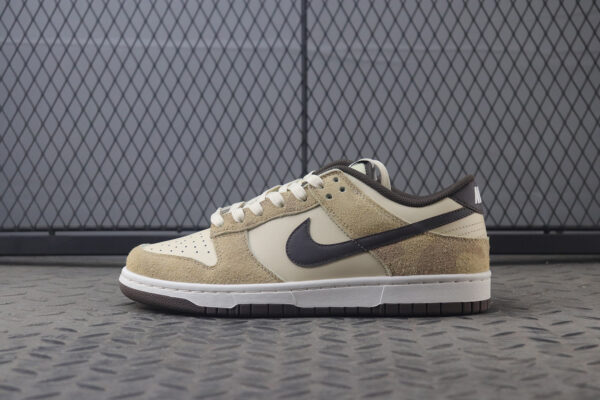 Nike Dunk Low - Bege/Marrom