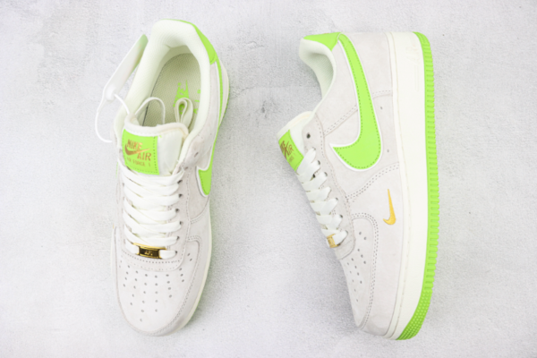 Nike Air Force 1 Low - Branco/Verde - Image 2